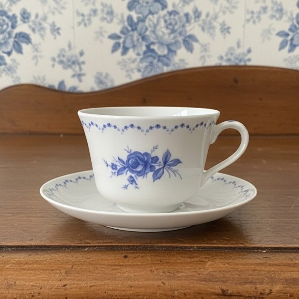 Alboth & Kaiser Bavaria Blue Flowers Condiment Dish, Vintage Floral Gravy‎ Boat